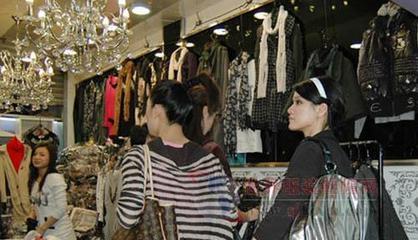 虎門富民時裝城首度公開支持零售，攜手世界服裝鞋帽網(wǎng)推動行業(yè)發(fā)展